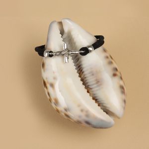 Bracelet croix tressée